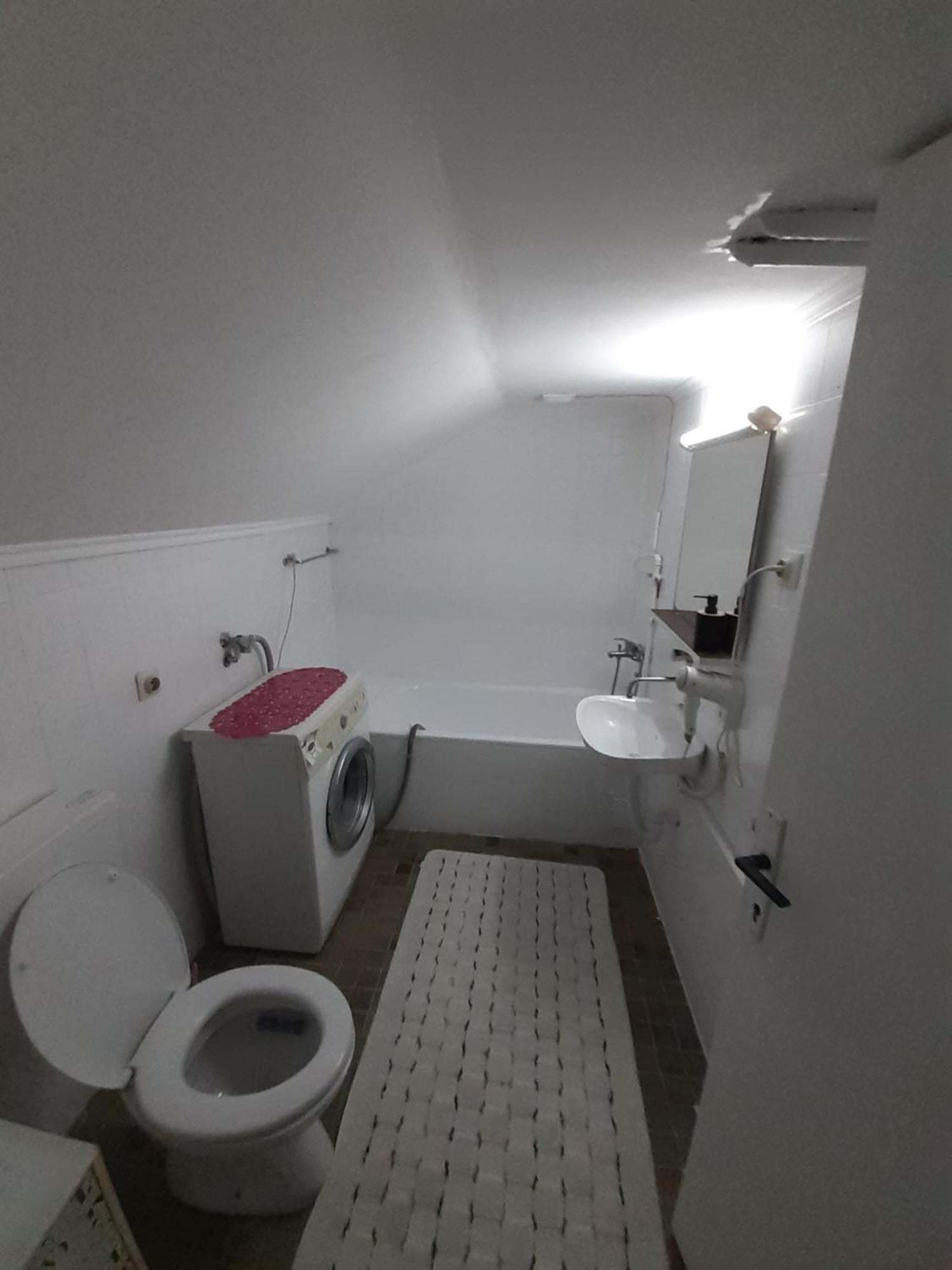 Rooms & Apartment Gh Pasha Tuzla Quarto foto